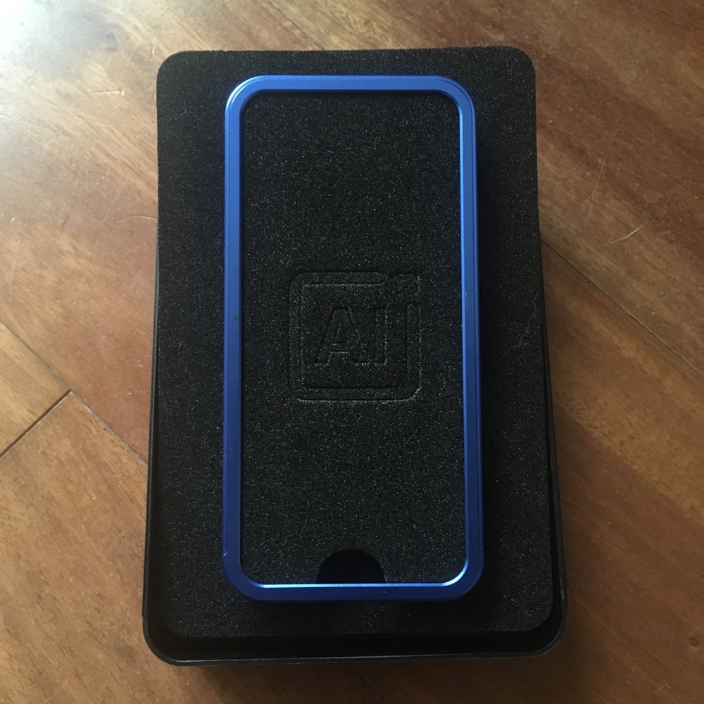 NWT Designed by Many Al13 iPhone aluminum bumper